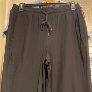 Stylus black joggers